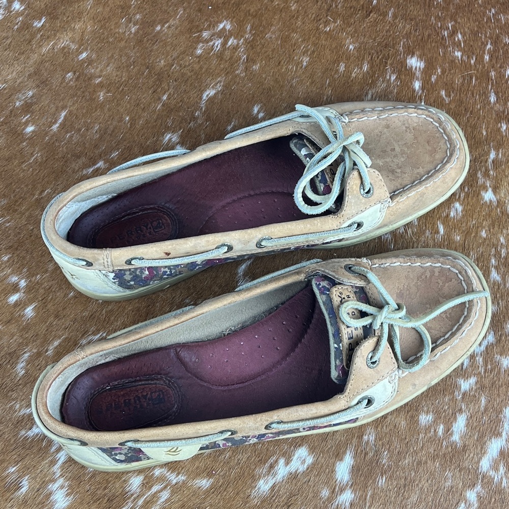 Sperry top sider boat shoe in brown and floral - Picture 3 of 10